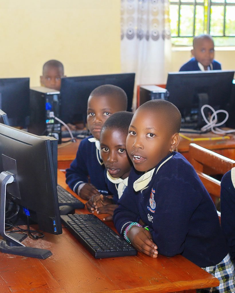Claire Junior - computer lab